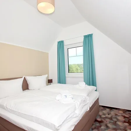 Apartment Strandnahe Rex Rugia: Balkon & Ahoi Erlebnisbad *