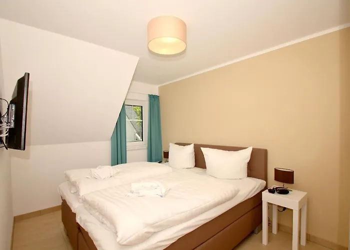 Rex Rugia 10-7 Mit Gratis Sauna- Und Schwimmbadnutzung Im Ahoi Sellin *